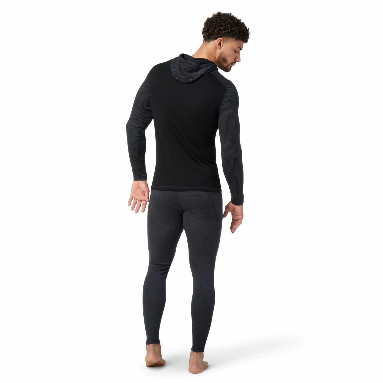 Smartwool Classic Thermal Merino Base Layer Rib Hoodie - Men's 3 Smartwool Classic Thermal Merino Base Layer Rib Hoodie - Men's - Image 3