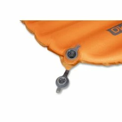 Nemo Flyer Self-Inflating Sleeping Pad (Spring 2022) 16 Nemo Flyer Self-Inflating Sleeping Pad (Spring 2022) -Scarpa Sales flyer cross valve open1 rsz 42350.1671145979